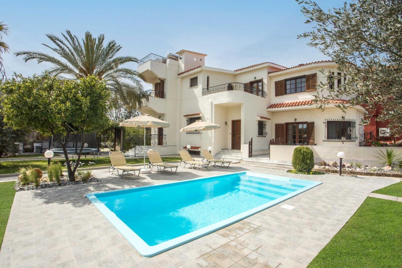 Hriska Luxury Villa Иксия Екстериор снимка
